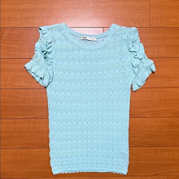 Zara Tops - Zara Light Blue/Green Lace Ruffle Sleeve Top